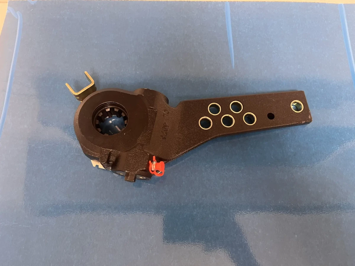 Рычаг регулировочный тормозной автомат.